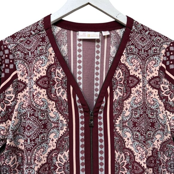 BELLE Kim Gravel Womens Stretch Top Medium Burgundy Red Paisley Zip V-Neck NWOT - Picture 3 of 7